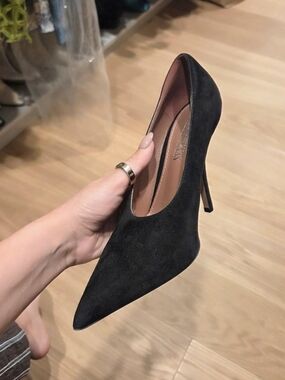 Paris Texas Pointed-Toe Heels in Black EU 361⁄2